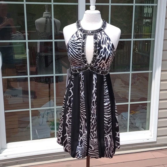 SUE WONG Caché Cocktail Dress.              💜 VINTAGE 💜 new sexy is you! - Picture 2 of 12